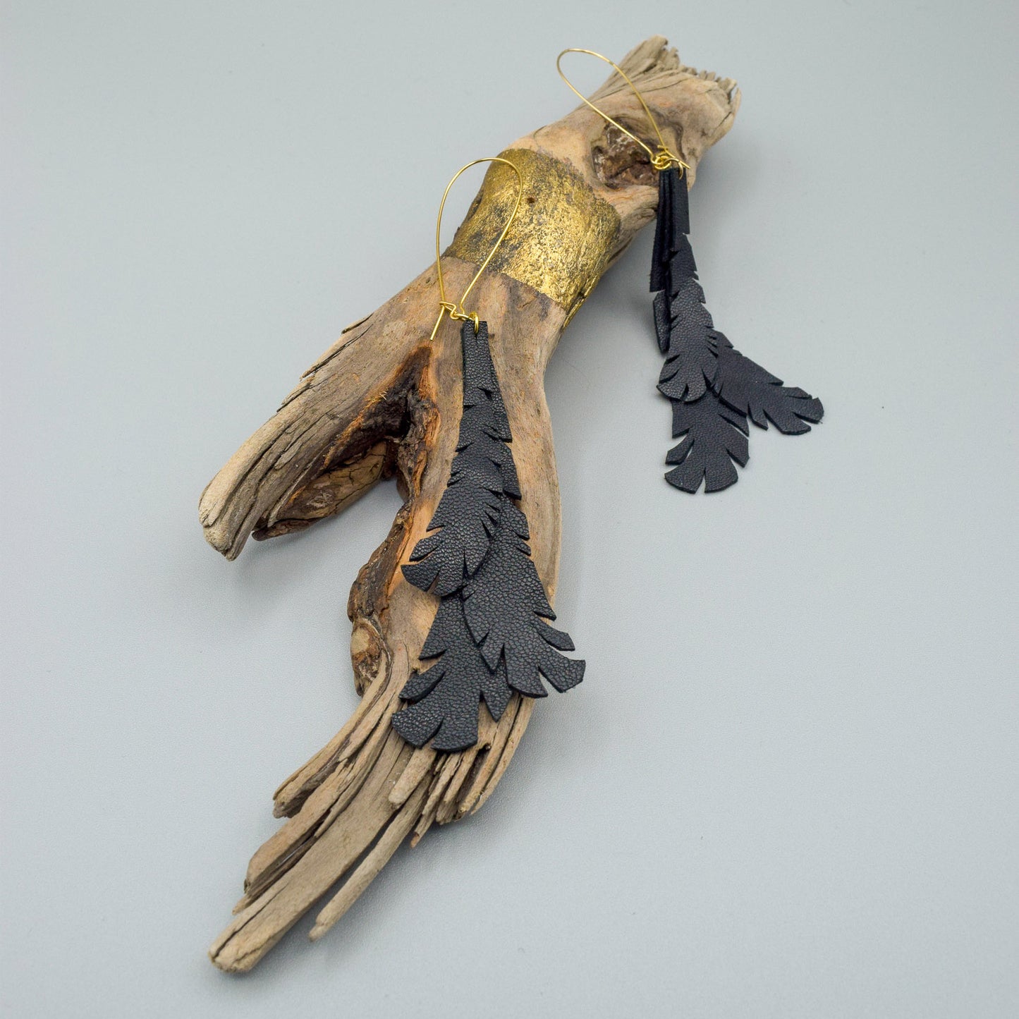 Feather Leather Earrings- Black