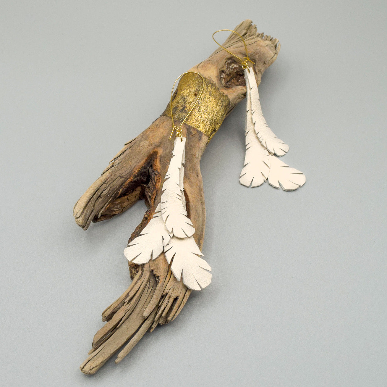 Feather Leather Earrings- Cream