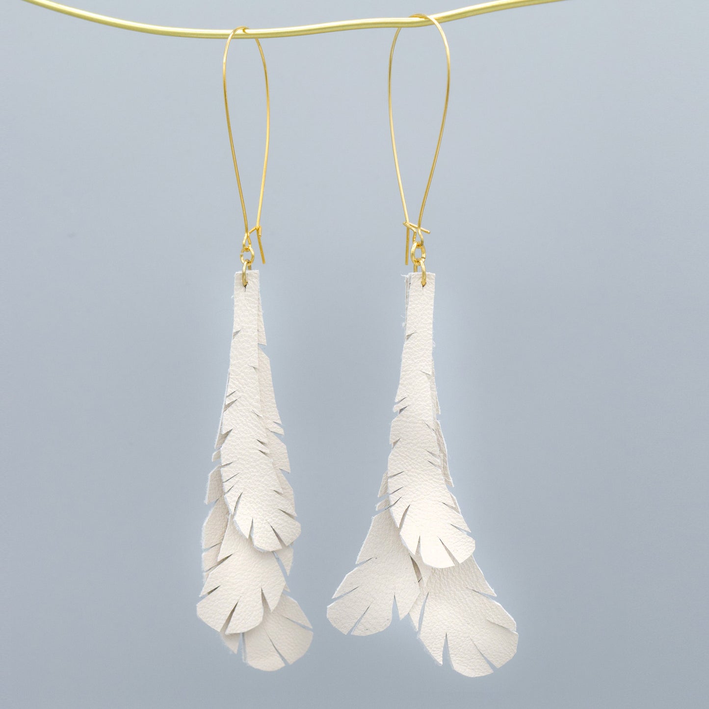 Feather Leather Earrings- Cream