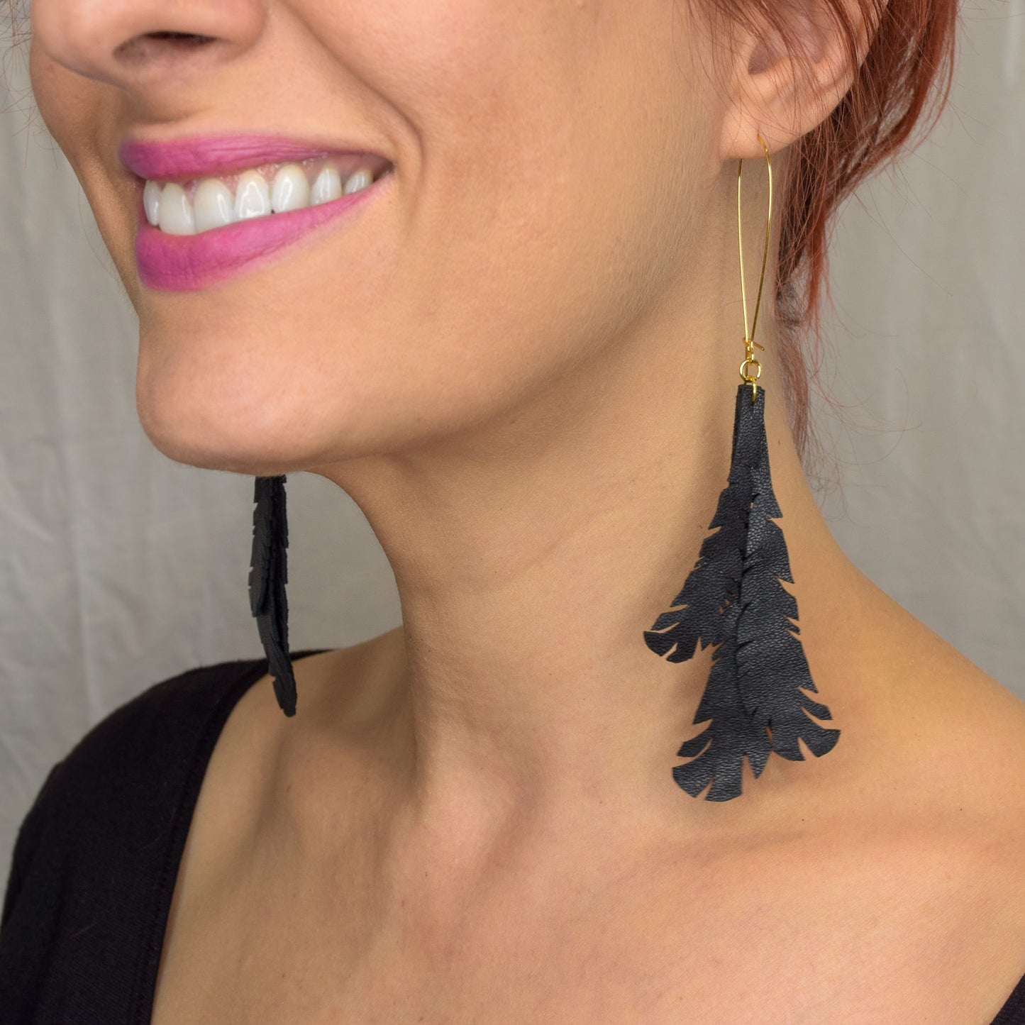 Feather Leather Earrings- Black